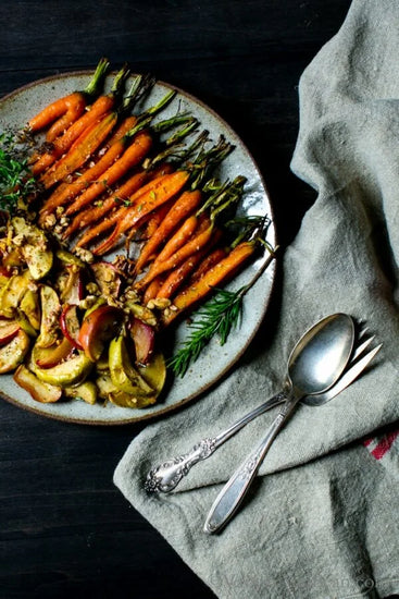 Maple-Roasted Cardamom-Spiced Carrots & Apples